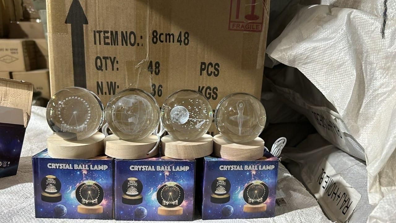 “Surprise with Sparkle ✨ – 3D Crystal Lamp Ball Gift”